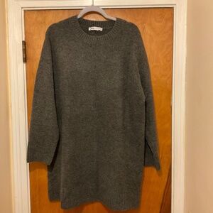 Zara Women’s Sweater Gray Round Neck Sz M Oversized Boxy Long Wool Blend Warm